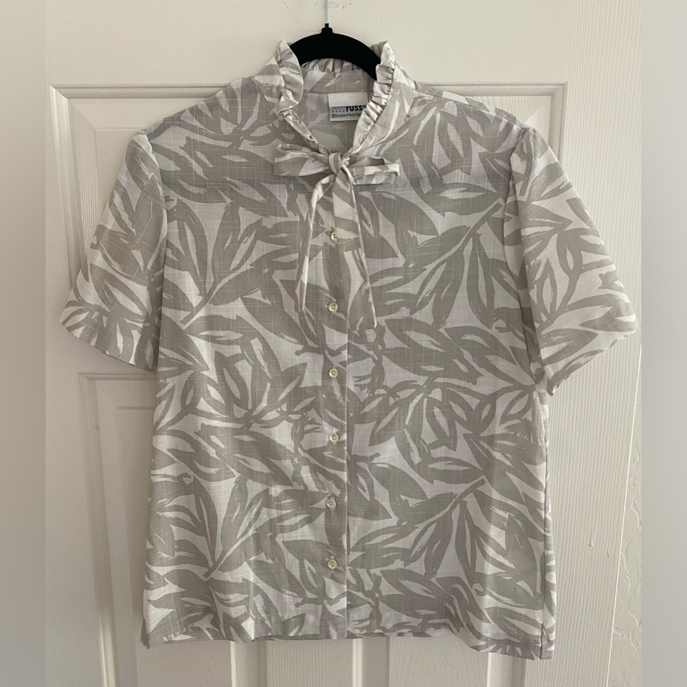 Vintage Pussycat Bow Blouse